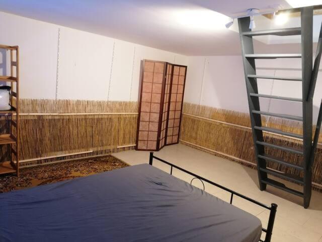 Appartement Avec Jardin Au Calme Montreuil  Buitenkant foto